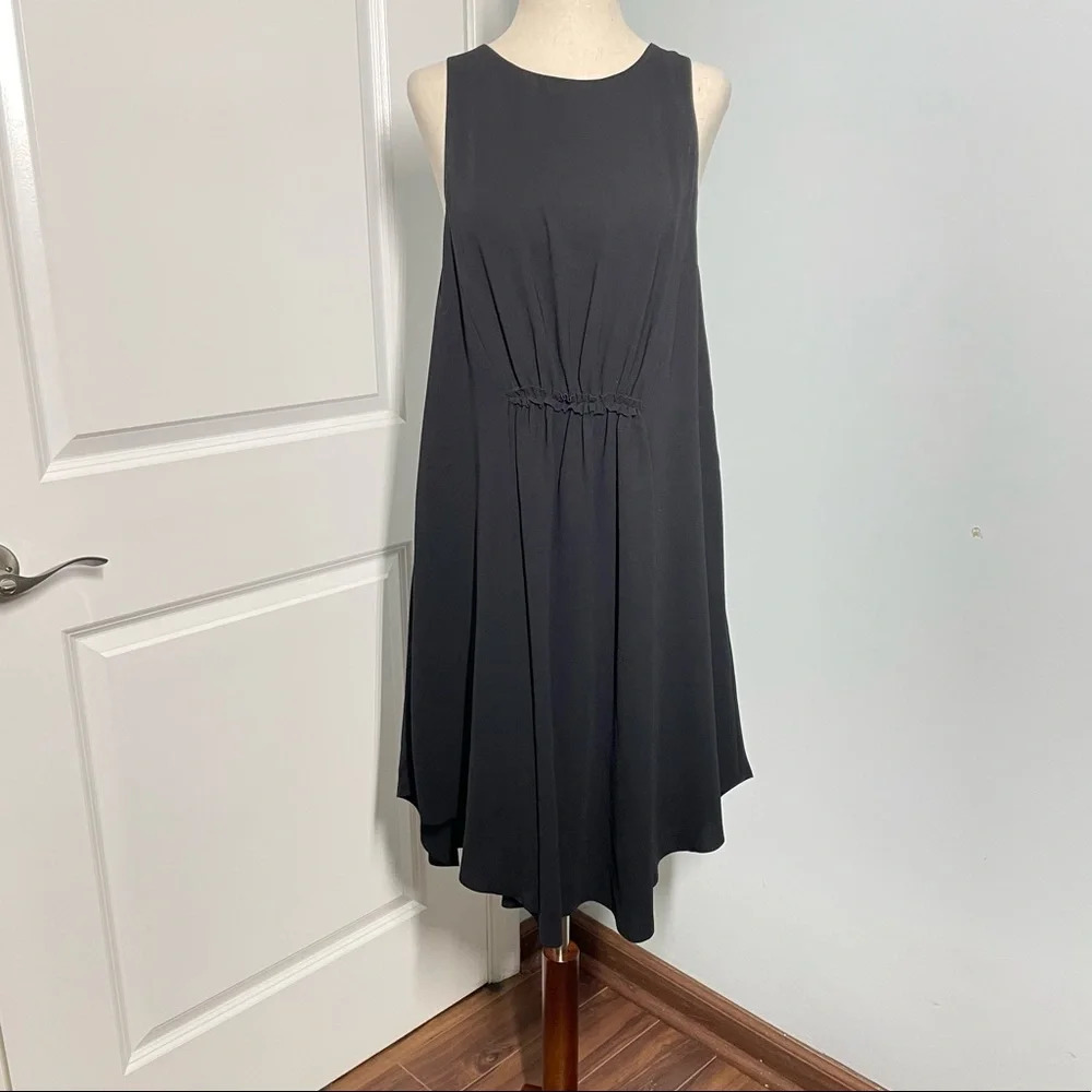 Wilfred Black A Line Ruched detail Round Hem Dress size S